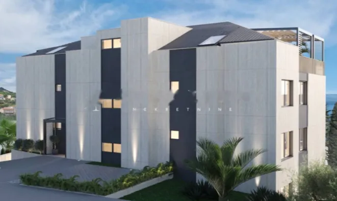 Недвижимость Двухкомнатная квартира в Центре: 18