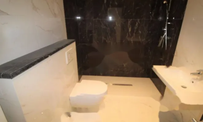 Недвижимость Трёхкомнатная квартира в центре: 8