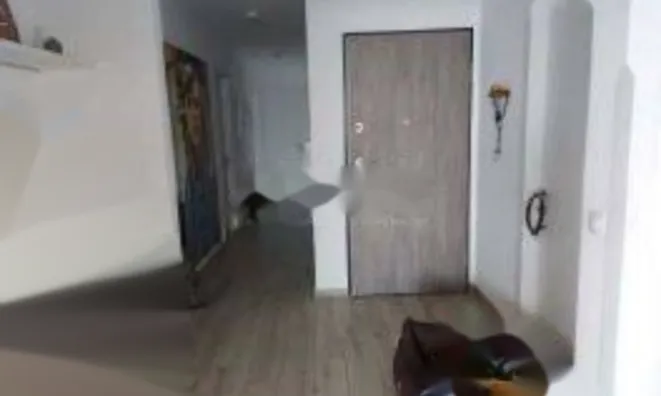 Недвижимость Четырёхкомнатная квартира: 7