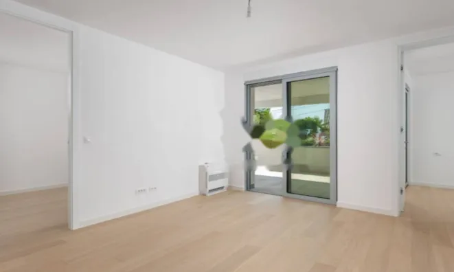 Недвижимость Двухкомнатная квартира, Центр: 6