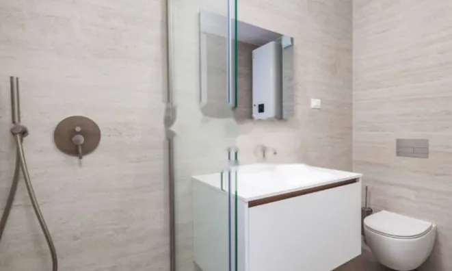 Недвижимость Двухкомнатная квартира, Центр: 10