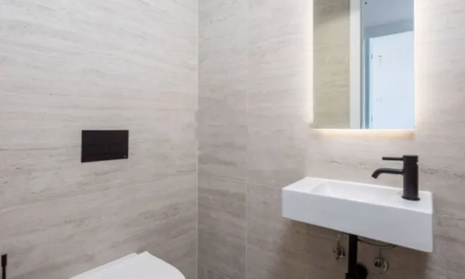 Недвижимость Двухкомнатная квартира, Центр: 16