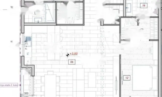 Недвижимость Трехкомнатная квартира в центре: 10