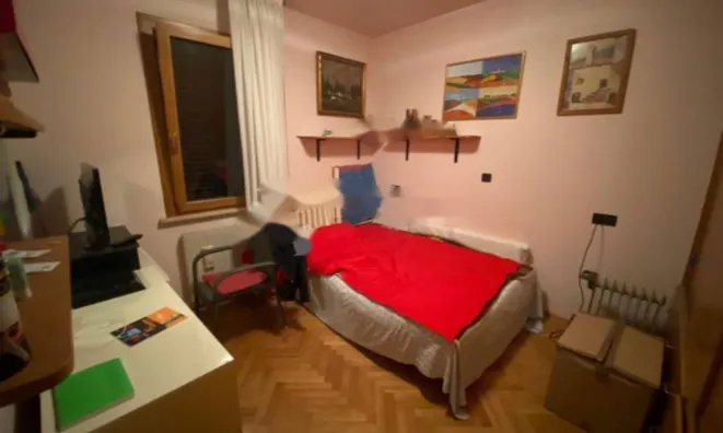 Недвижимость Четырехкомнатная квартира: 4