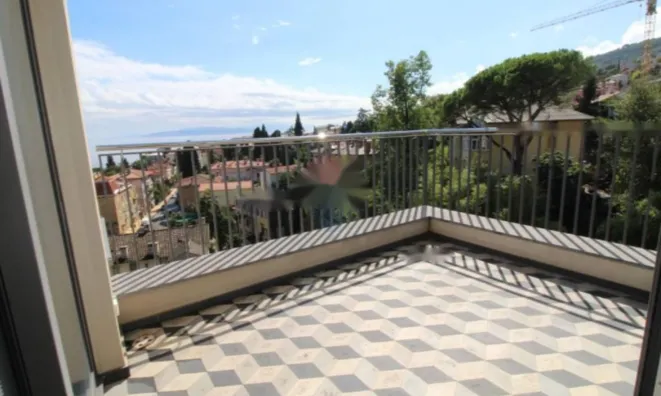 Недвижимость Трёхкомнатная квартира Центр: 2