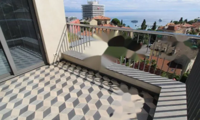 Недвижимость Трёхкомнатная квартира Центр: 3