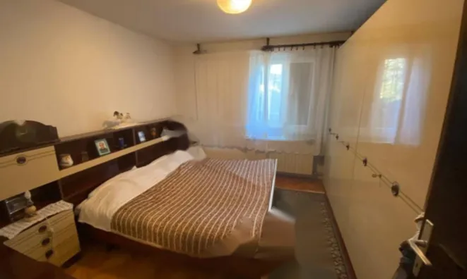 Недвижимость Четырёхкомнатная квартира Центр: 3