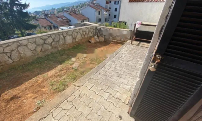 Недвижимость Четырёхкомнатная квартира Центр: 6