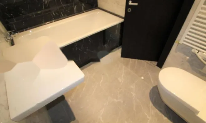 Недвижимость Двухкомнатная квартира в центре: 7