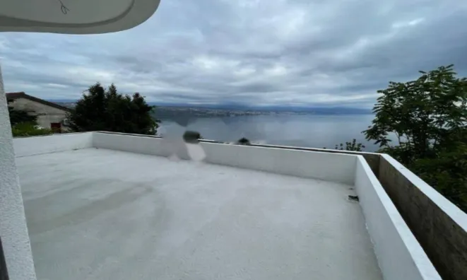 Недвижимость Трёхкомнатная квартира в центре: 9