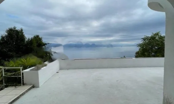 Недвижимость Трёхкомнатная квартира в центре: 11