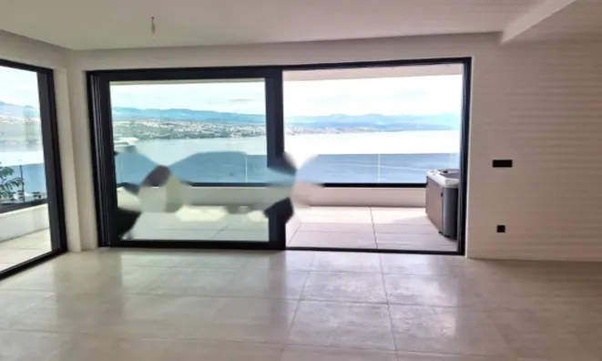 Недвижимость Трёхкомнатная квартира в центре: 10