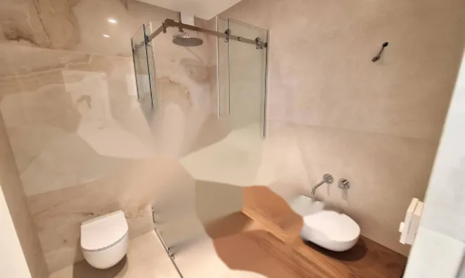 Недвижимость Трёхкомнатная квартира в центре: 18