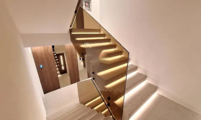 Недвижимость Трёхкомнатная квартира в центре: 21