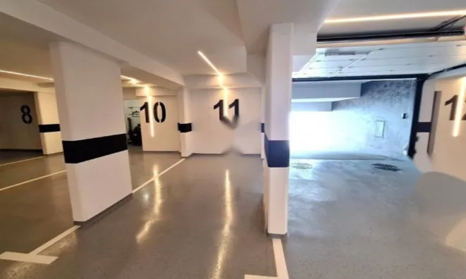 Недвижимость Трёхкомнатная квартира в центре: 23