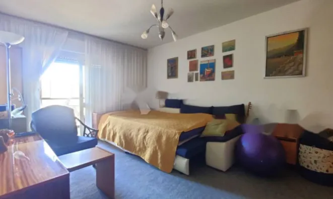 Недвижимость Двухкомнатная квартира, Опатия: 5