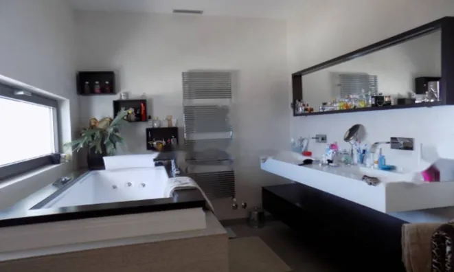 Недвижимость Семейный дом 350 м², Центр, Опатия: 23