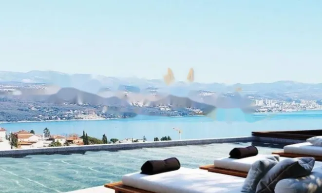 Недвижимость Двухкомнатная квартира, центр: 5