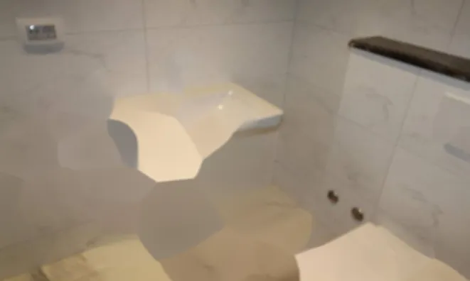 Недвижимость Двухкомнатная квартира в центре: 7