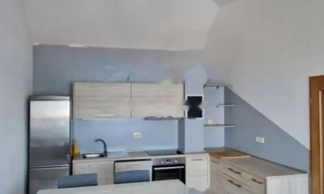 Недвижимость Трёхкомнатная квартира Центр: 5