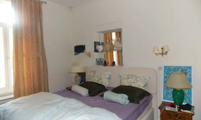 Недвижимость Трехкомнатная квартира, центр: 7