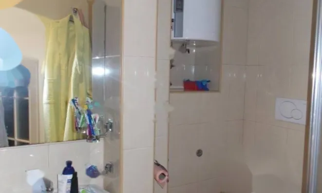 Недвижимость Трехкомнатная квартира, центр: 10