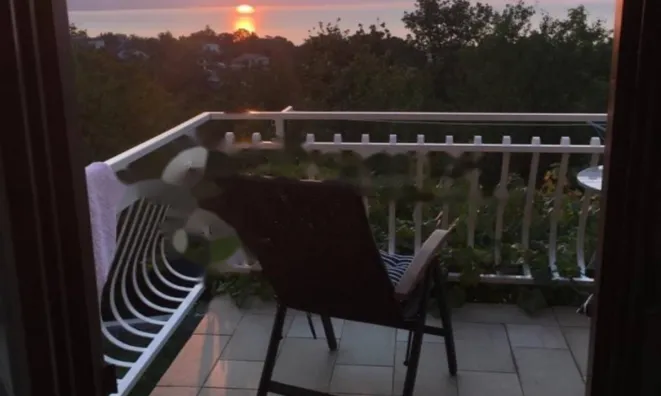 Недвижимость Трехкомнатная квартира в центре: 3