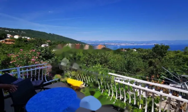 Недвижимость Трехкомнатная квартира в центре: 14