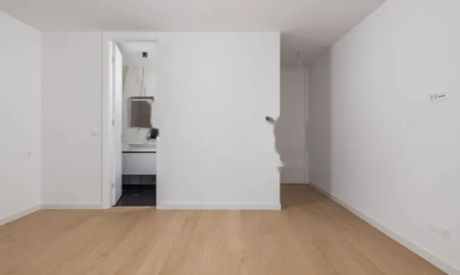 Недвижимость Трёхкомнатная квартира Центр: 25