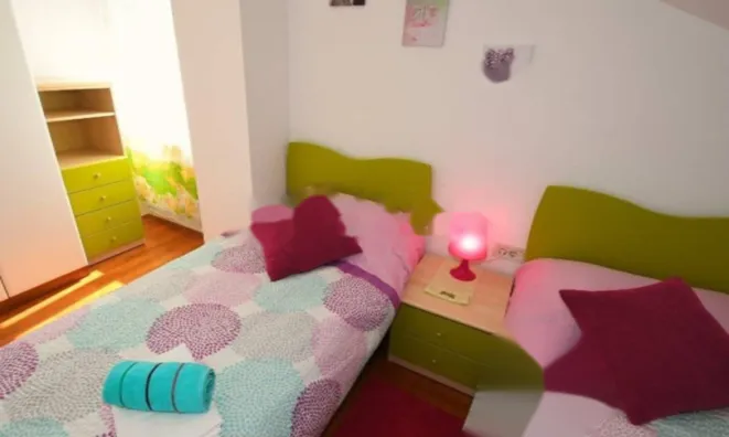 Недвижимость Четырехкомнатная квартира в центре: 16