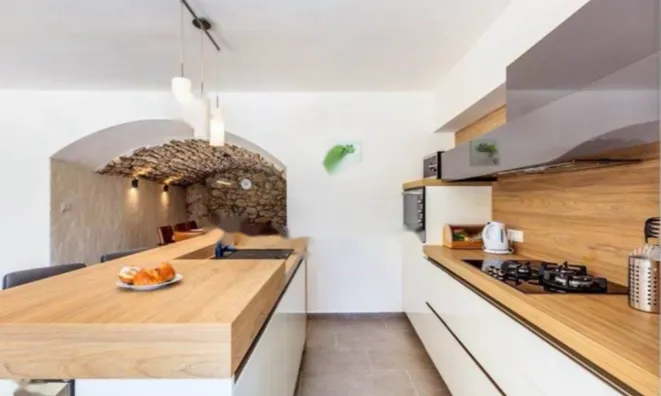 Недвижимость Семейный дом 200 м², Запад, Опатия: 17