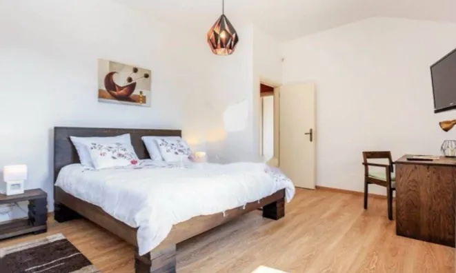 Недвижимость Семейный дом 200 м², Запад, Опатия: 20