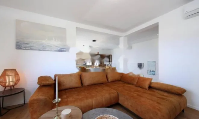 Недвижимость Трёхкомнатная квартира в Опатии: 15