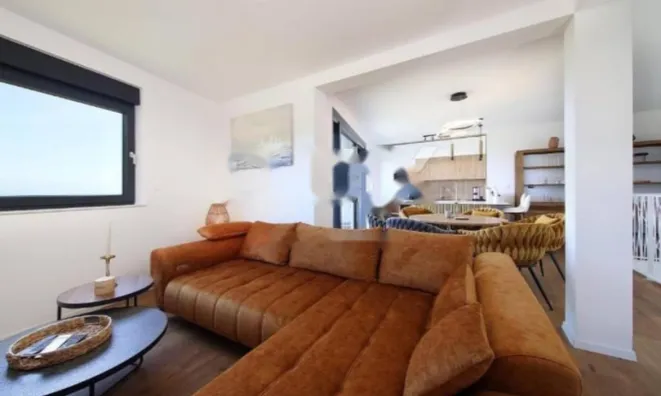 Недвижимость Трёхкомнатная квартира в Опатии: 16