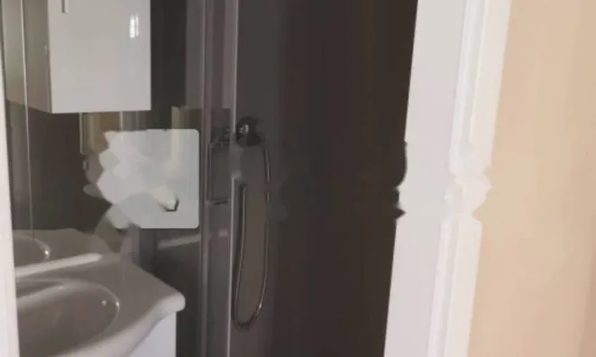 Недвижимость Трехкомнатная квартира в центре: 11