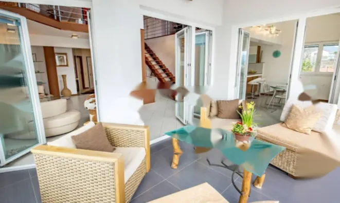 Недвижимость Четырехкомнатная квартира, Центр: 5