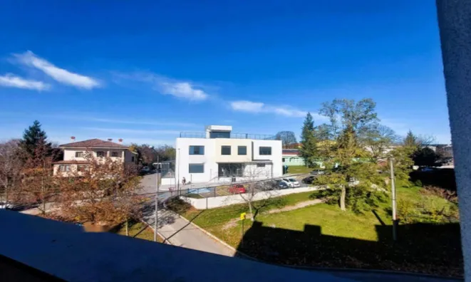 Недвижимость Квартира с 2 комнатами, Дивача: 5