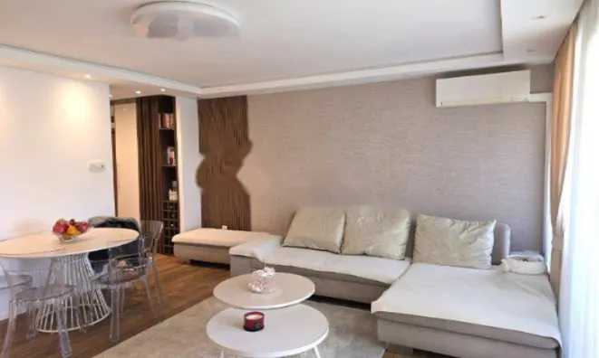 Недвижимость Четырёхкомнатная квартира рядом с начальной школой в Луции: 10