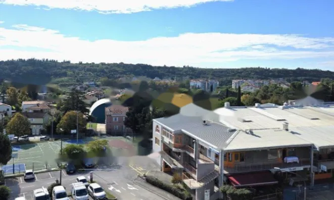 Недвижимость Четырёхкомнатная квартира рядом с начальной школой в Луции: 12