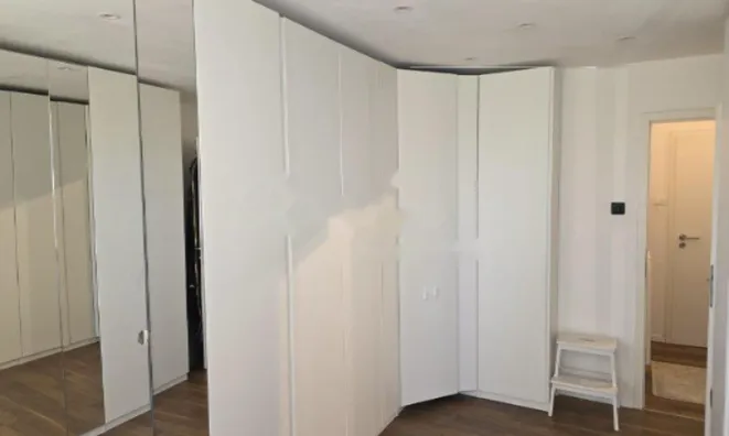 Недвижимость Четырёхкомнатная квартира рядом с начальной школой в Луции: 26