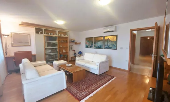 Недвижимость Четырехкомнатная квартира Новое Плавье: 9