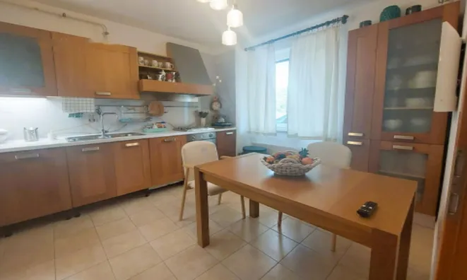 Недвижимость Четырехкомнатная квартира Новое Плавье: 10