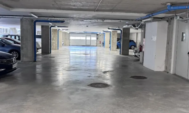 Недвижимость Четырёхкомнатная квартира в Изоле: 2