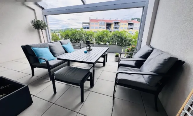 Недвижимость Четырёхкомнатная квартира в Изоле: 3