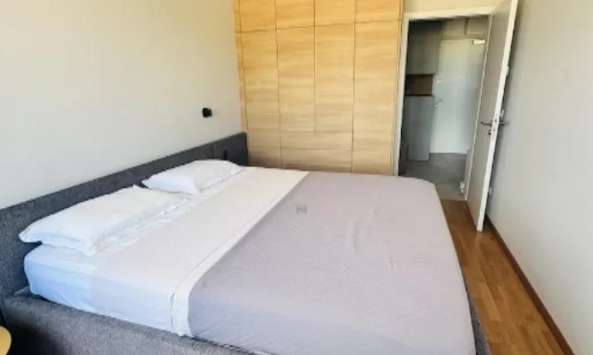 Недвижимость Четырёхкомнатная квартира в Изоле: 17