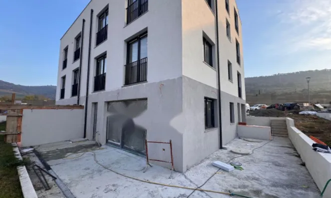 Недвижимость Квартира с 4 комнатами Изола: 5