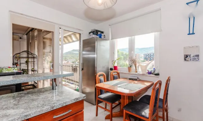 Недвижимость Трёхкомнатная квартира в Изоле: 6