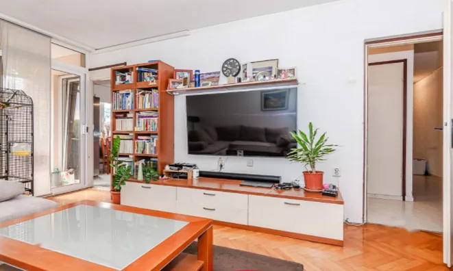 Недвижимость Трёхкомнатная квартира в Изоле: 12