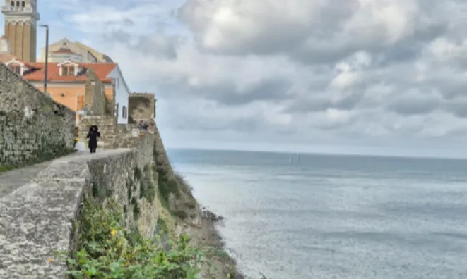 Недвижимость Двухкомнатная квартира в Пиране: 2