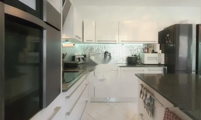 Недвижимость 4-комнатная квартира с видом на море: 6